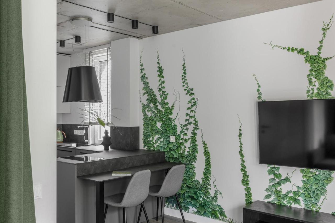 Urban Jungle Apartments By Reside Baltic Vilnius Bagian luar foto